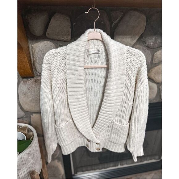 Anthropologie Cable Knit soft sweater - Picture 8 of 14